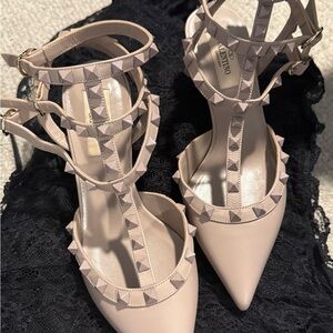 Valentino Garavani Rockstud Nude Ankle Strap Pumps Size 36